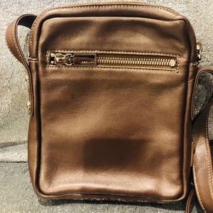 Perlina travel brown bag